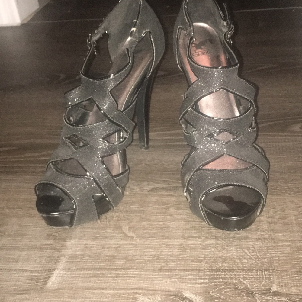 Black/charcoal glitter platform heels